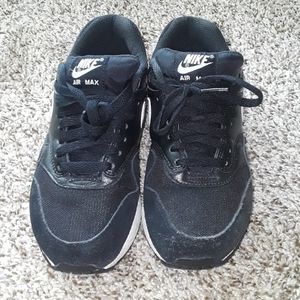 Air Max 1 'Black White'